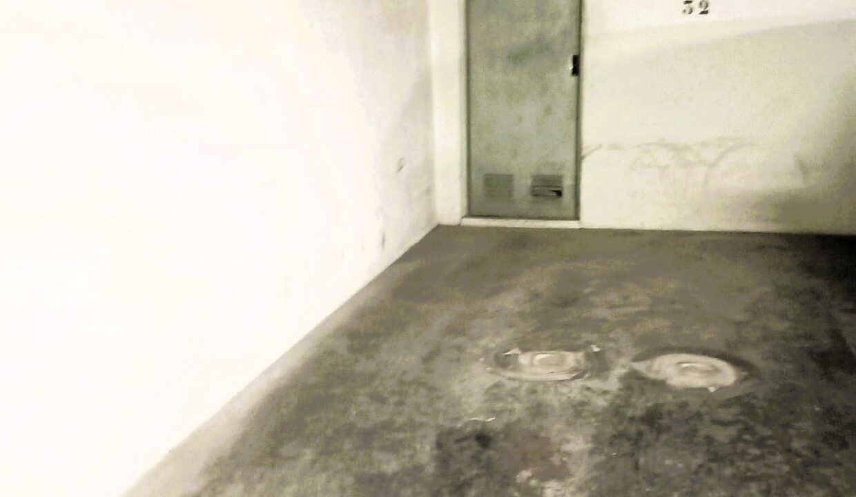 12_plaza 32